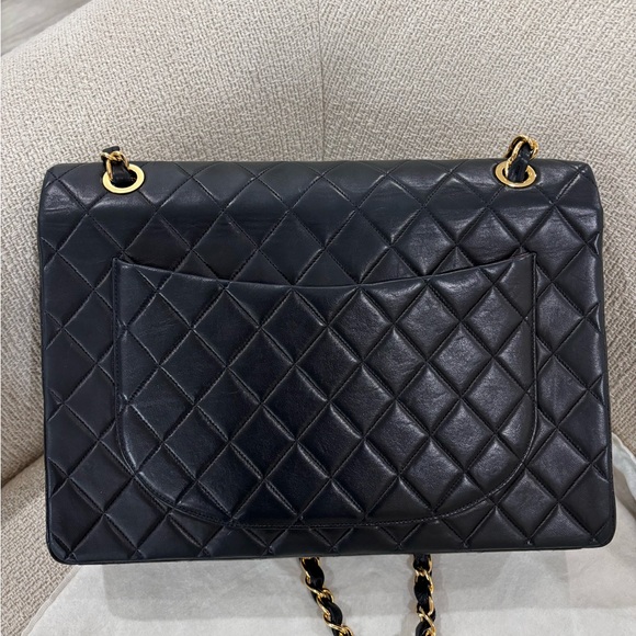 Authentic CHANEL MAXI JUMBO lambskin vintage 24k gold plated crossbody - Picture 8 of 16